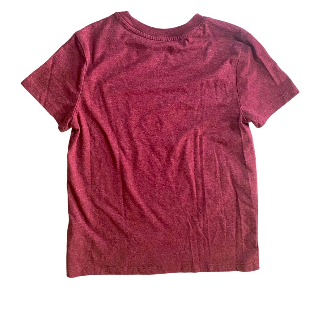 Kids Maroon Heart Shark Graphic T-Shirt Size 6/7 - Picture 3 of 5
